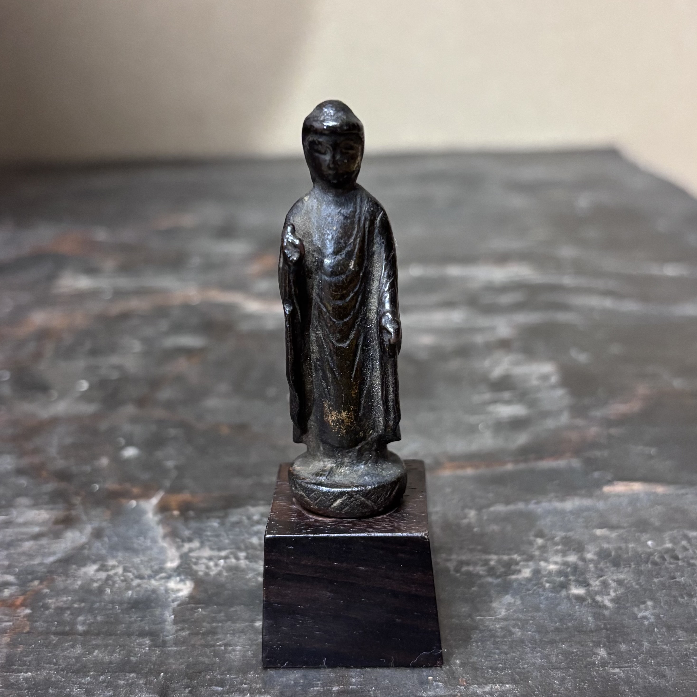 金銅阿弥陀如来立像